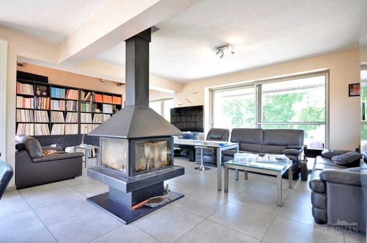 Zeer ruime woning op prachtig perceel te Ronse!