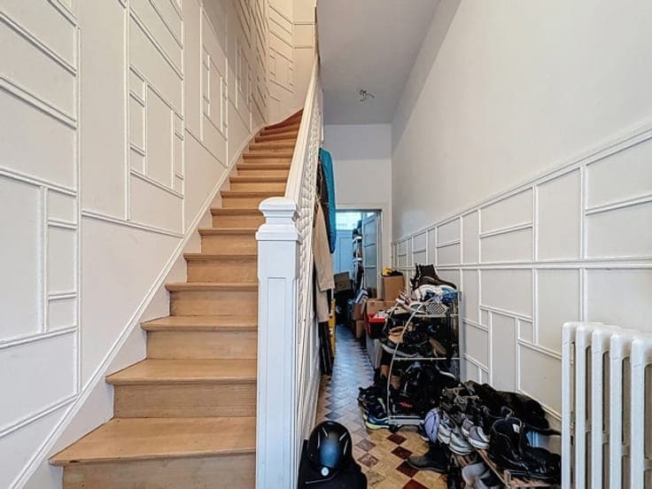Characterful duplex with private entrance
