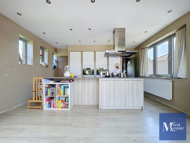 Lovely renovated 154 m² house – 3 bedrooms + large garden