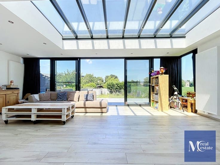 Lovely renovated 154 m² house – 3 bedrooms + large garden