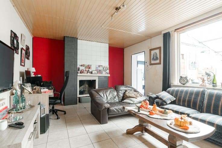 Ruime woning in een mooie omgeving, vlak bij de Nederland...