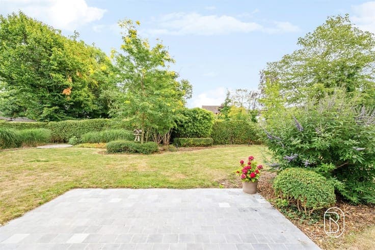 Stylish parsonage in a quiet location