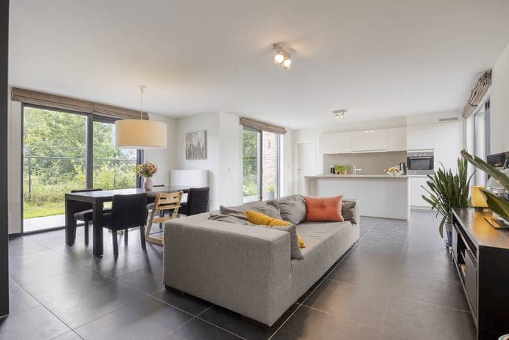 Ready to move in house with 3 bedrooms in the center of Diep