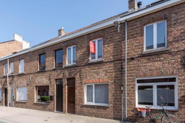 House in Sint-Kruis