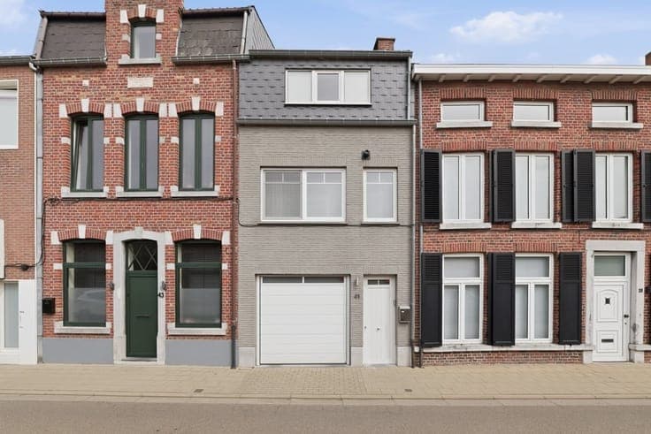 PRACHTIGE STADSWONING MET GROTE GARAGE OP EEN TOPLOCATIE ...