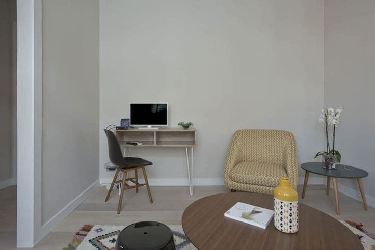 property renovated in 2016 – Excellent rental yield!