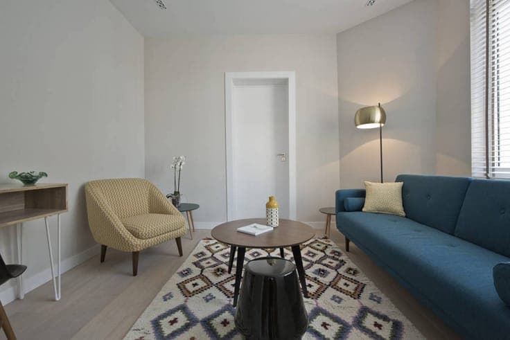 property renovated in 2016 – Excellent rental yield!