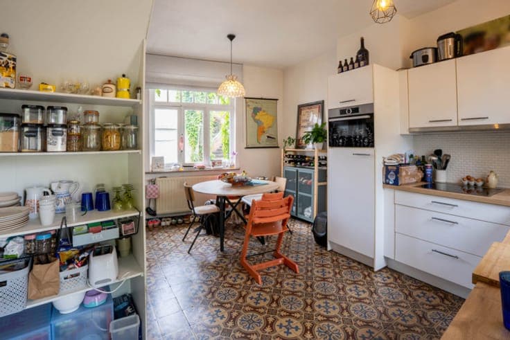 Charming, move-in ready home in the center of Alsemberg