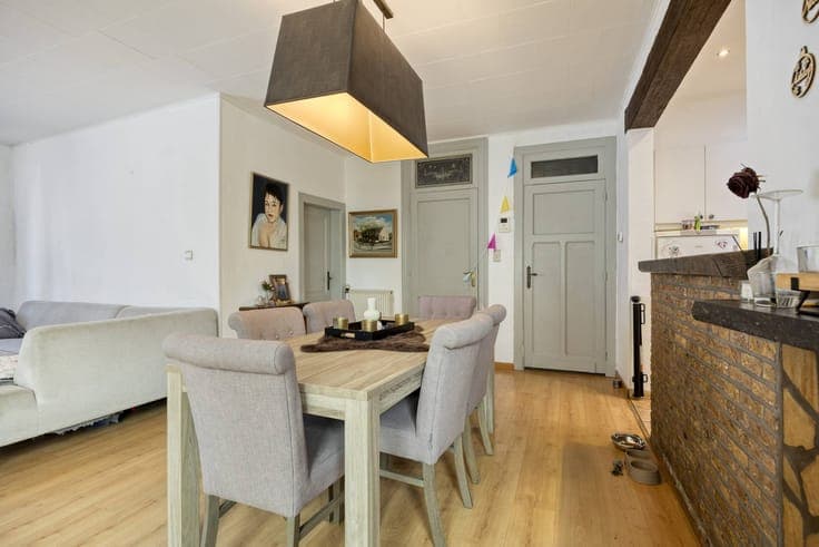 Exceptionally spacious house with garage for sale in the cen