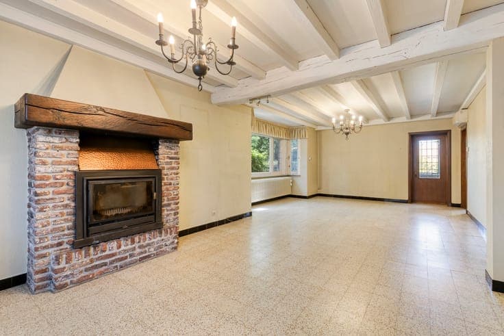 Charming family home on 1524m² for sale in Bissegem!
