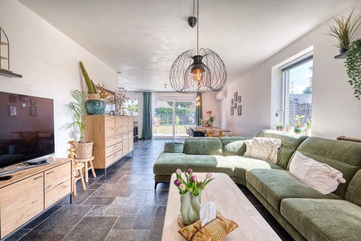 Rustig gelegen instapklare gezinswoning met 4 slaapkamers...