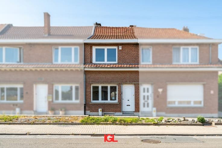 Move-in ready home with 2 bedrooms, garden and garage in ...