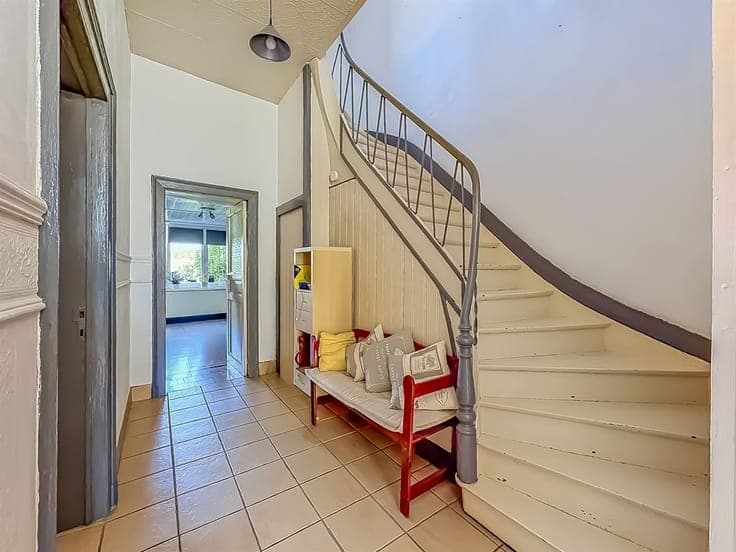 JOLIE ET GRANDE MAISON PLEINE DE CHARME