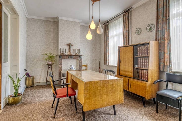Charming house with sunny garden, 3 bedrooms and garage and