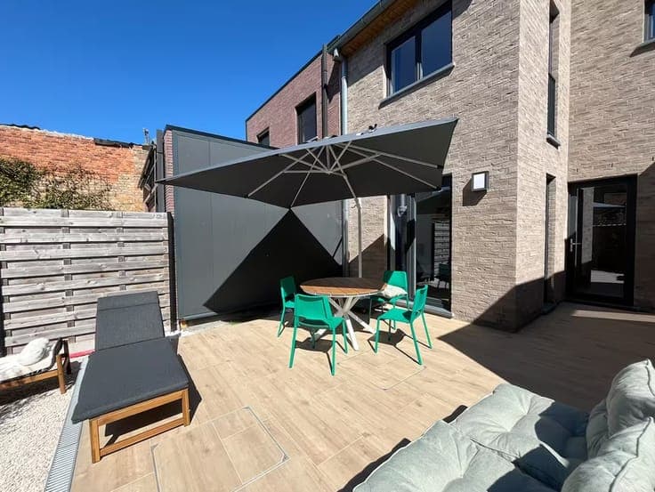 House 2025 EPC A – 3 beds – 3 baths – garage – south garden