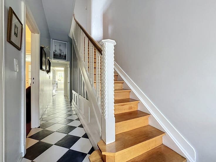 JETTE: architect-designed house 5 bedrooms, terrace, garden