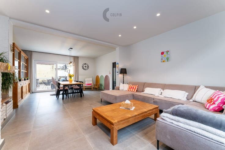 Spacious Home in the Heart of Heist, Just Steps from the ...