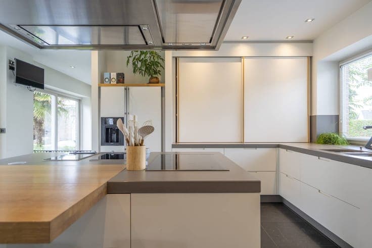 Beautifully located, luxurious villa for sale in Geluwe