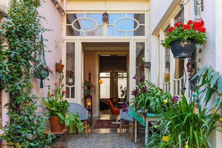 Classic bourgeois house with many charming features