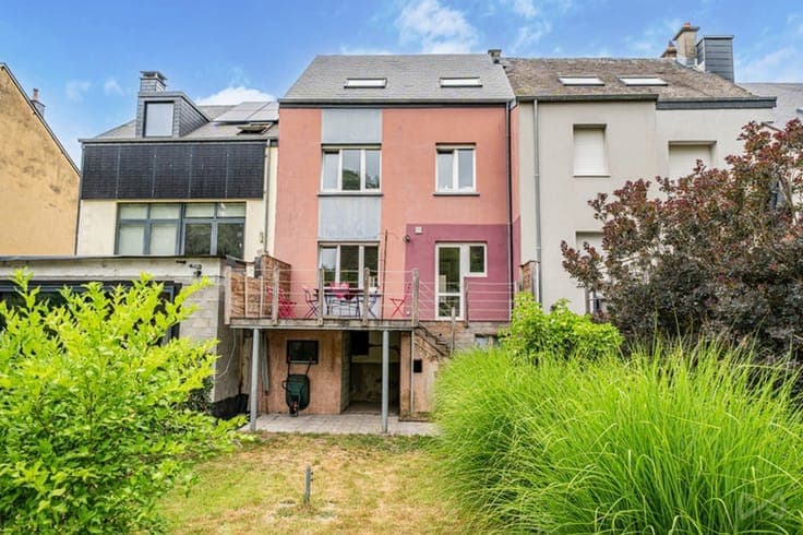 Renovated house close to the city centre