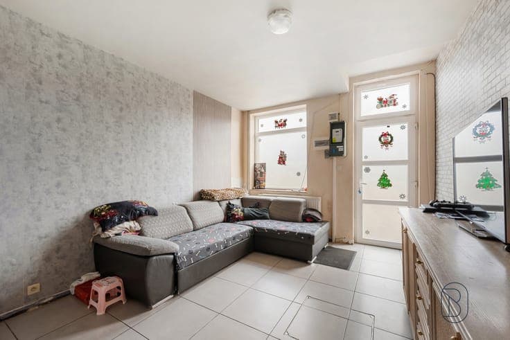 Centraal gelegen instapklare woning met 3 slpk & grote tuin