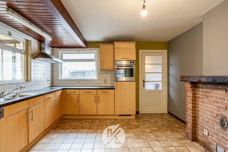 Op te knappen woning nabij centrum Herzele