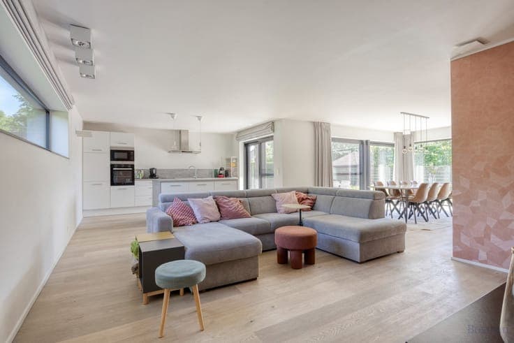 Energiezuinige woning geschikt voor vrij beroep te koop i...
