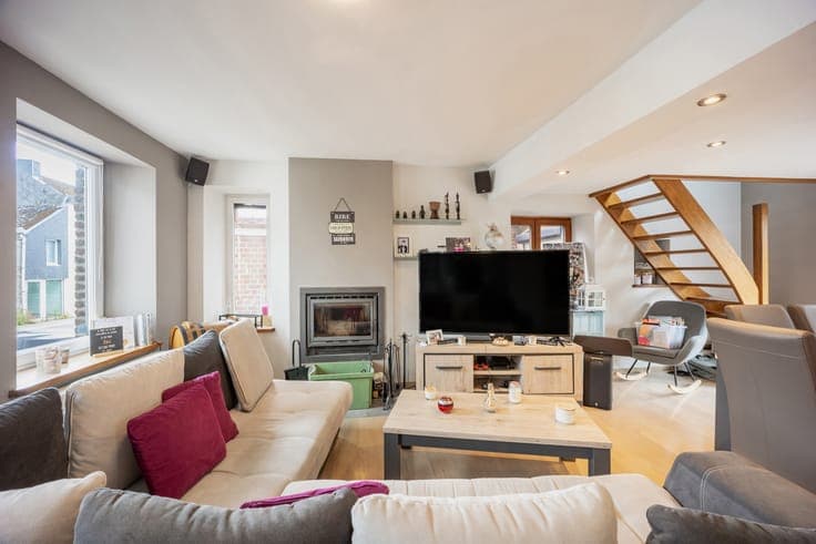 4 CHAMBRES - AUCUN TRAVAUX - PEB C - ÉLEC OK - TERRASSE