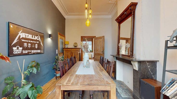 SCHAERBEEK - 6-bedroom house with garden