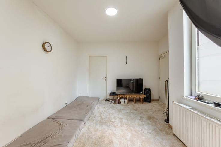 Retail space with apartment