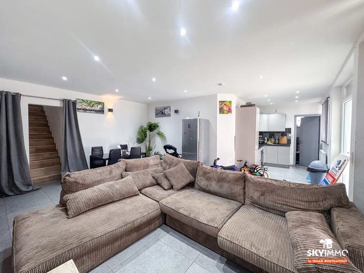 IMMEUBLE 3 APPART - EN ORDRE URBANISTIQUE - ELEC OK -PEB C-D