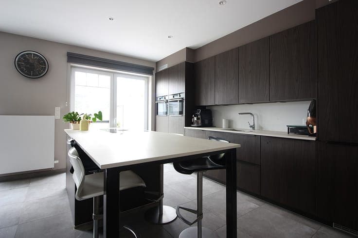 Recent family home in a residential location