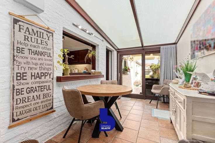 Ruime woning met diepe tuin
