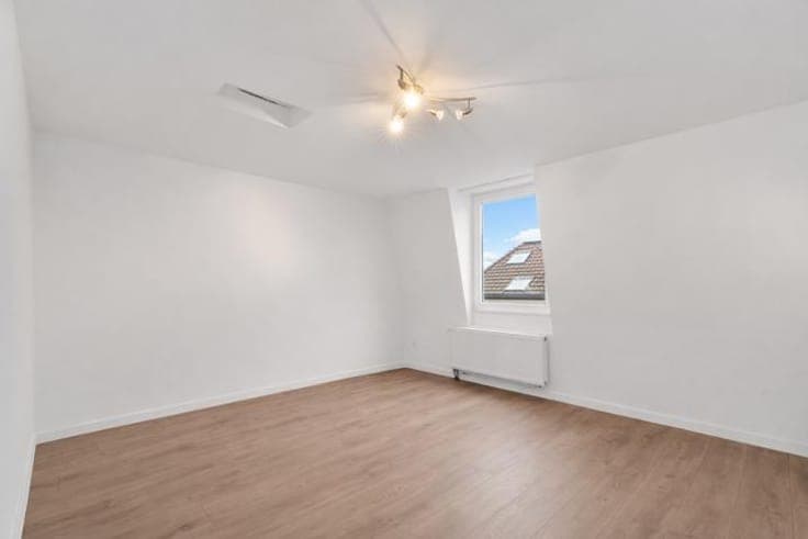 A ready-to-move-in two-bedroom house in Ghent