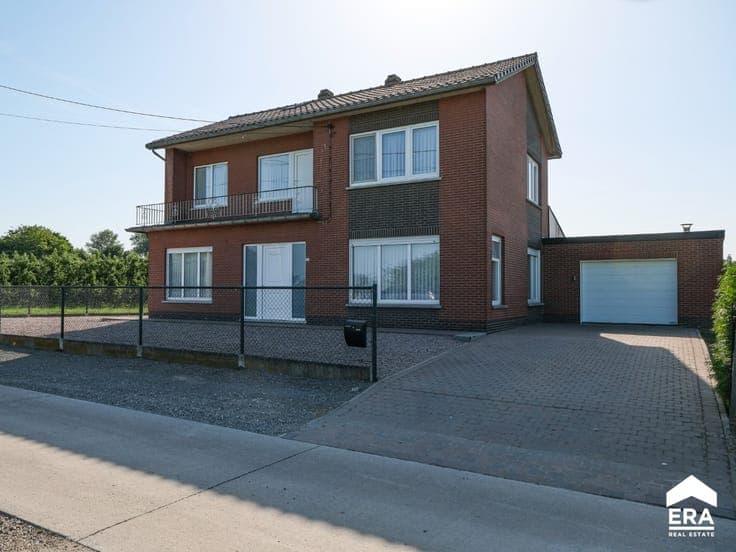 For sale: detached house in Geetbets