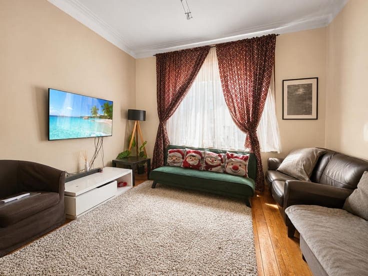 ✨ ±170 m² – 5 Beds, Office, Terrace & Garden
