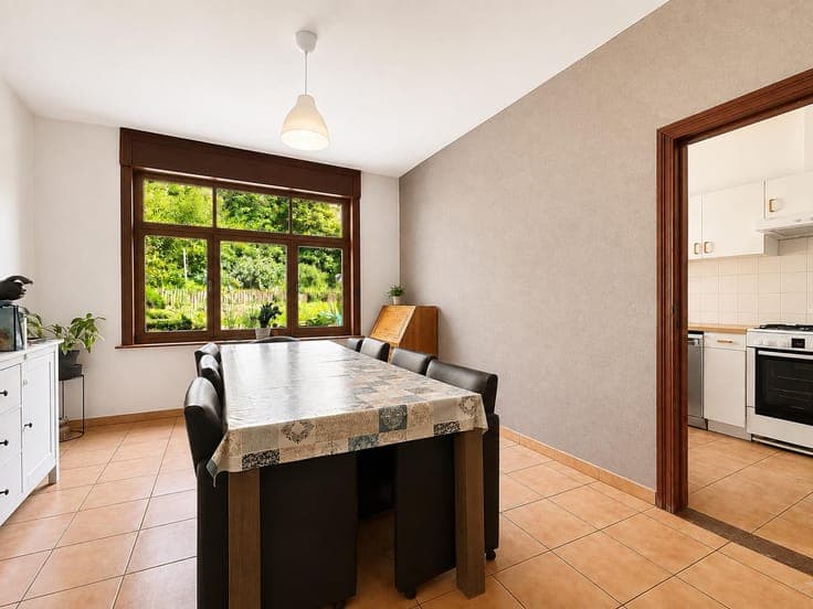✨ ±170 m² – 5 Beds, Office, Terrace & Garden