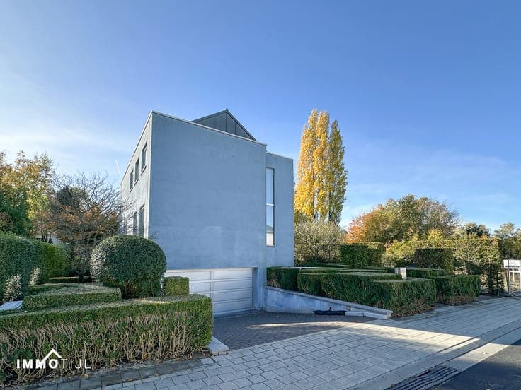 House in Lede