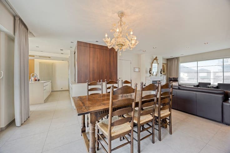 Move-in-ready villa on a spacious 1,294 m² in Sint-Eloois