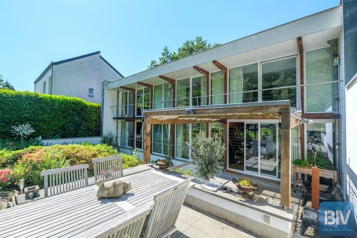 In Embourg, an architect-designed house on a 1000m2 plot