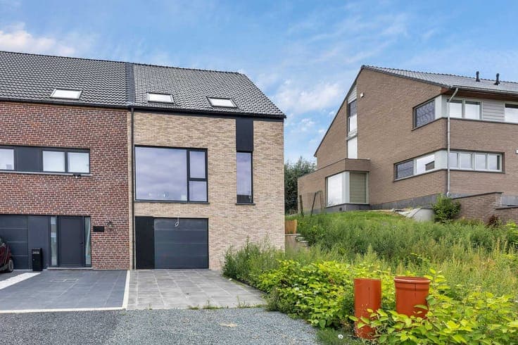 House in Roosdaal