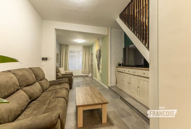 Completely renovated house for sale near the centre of Oude…