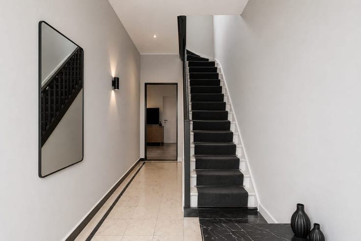 Instapklare woning met 4 slpkrs met gezellige stadstuin e...