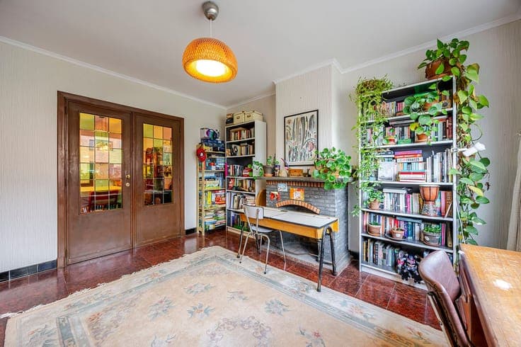 Karaktervolle half-open woning met leuke tuin, nabij Brugge