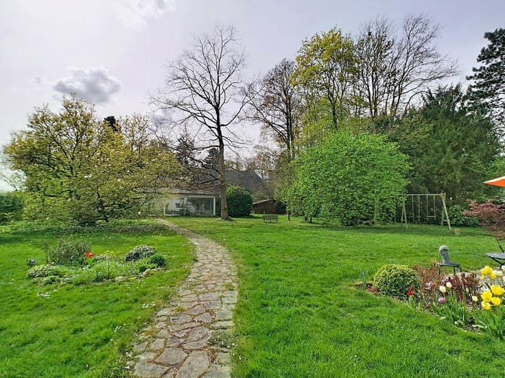 Villa spacieuse avec poss.profession libérale