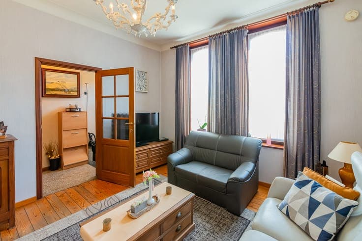 3-bedroom house with potential in Huizingen
