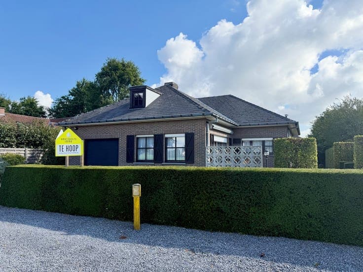Centraal gelegen woning met 3 slaapkamers en mooie tuin!