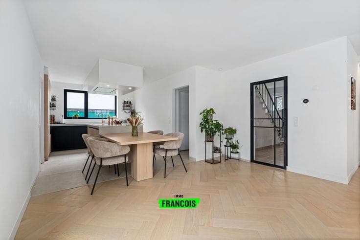 Renovated detached house with 4 bedrooms in Eeklo