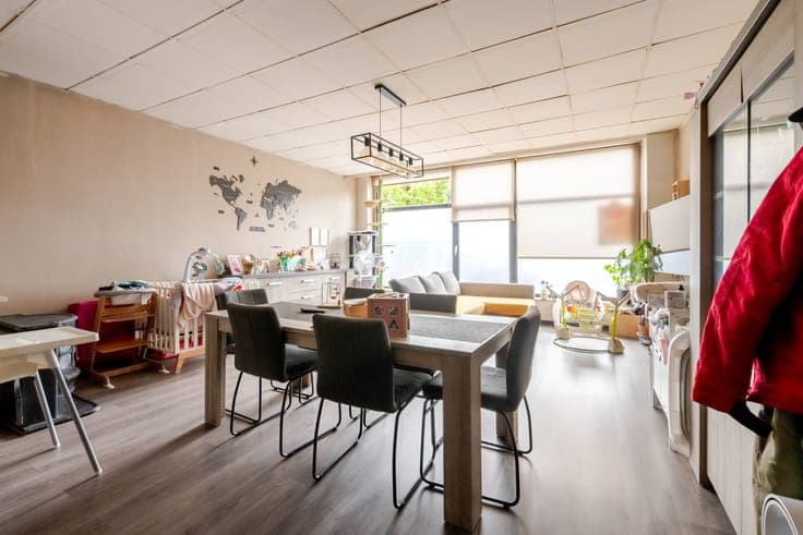 Investment property for sale with 4 licensed entities in Ost