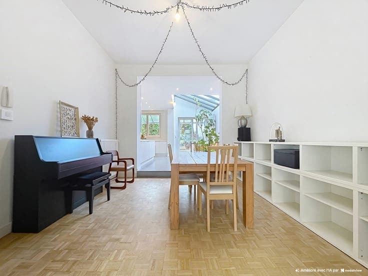 FOREST - Beautiful 4-bedroom house with a large garden.